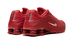 Shox R4 "Red White" IQ0608 687