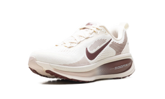 Vomero 18 WMNS "Pale Ivory Red Sepia Silt Red Dark Team Red" HM6804 108
