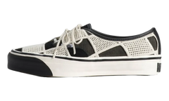 Authentic 44 LX Shell Knit "Black Egret" VN000Y0RFDB