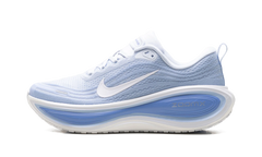 Vomero Plus WMNS "Football Grey Royal Pulse" HV8154 003